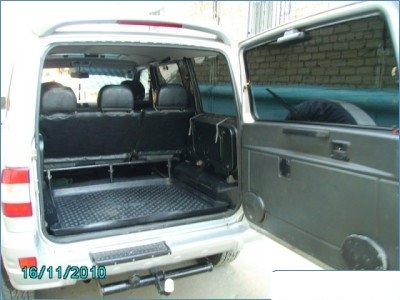 24_UAZ_3162 Simbir.jpg